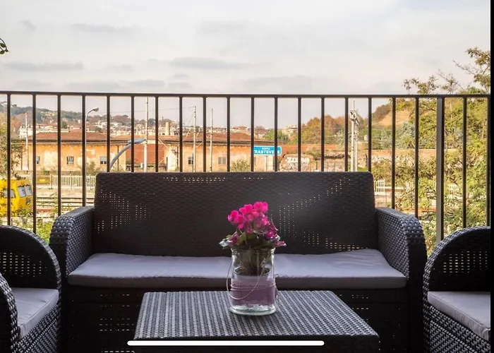 Stylish Close By Trastevere And Life Apartment