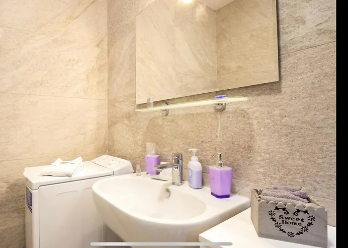 Stylish Close By Trastevere And Life Rom